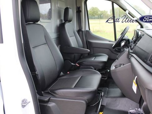 New 2025 Ford Transit 250 148 Medium Roof image 8