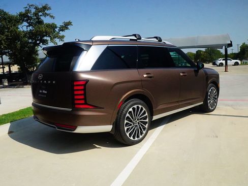 New 2026 Hyundai Palisade Calligraphy FWD image 7