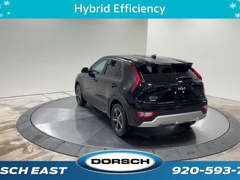 New 2025 Kia Niro LX image 3