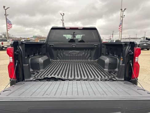 Used 2024 Chevrolet Silverado 1500 LT Trail Boss AWD/4WD image 19