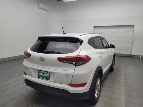 Used 2017 Hyundai Tucson SE image 9