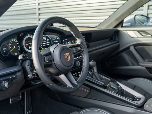 Certified 2024 Porsche 911 GT3 image 4