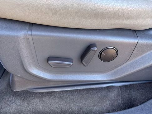 Certified 2021 Ford Expedition XLT image 17