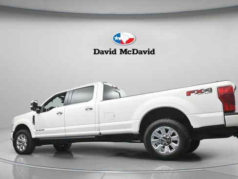 Used 2022 Ford F250 Platinum w/ FX4 Off-Road Package image 9