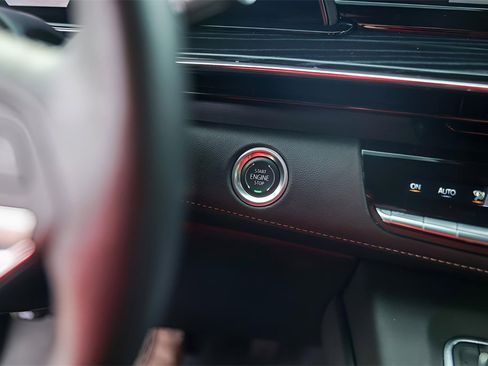 Used 2024 Cadillac Escalade Sport w/ LPO, ONYX Package image 22