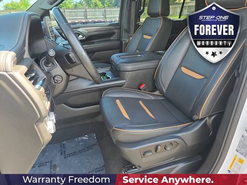 Used 2023 GMC Yukon AT4 AWD/4WD image 12