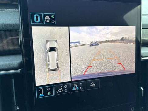 Used 2025 GMC Yukon Elevation w/ Elevation Premium Package image 20