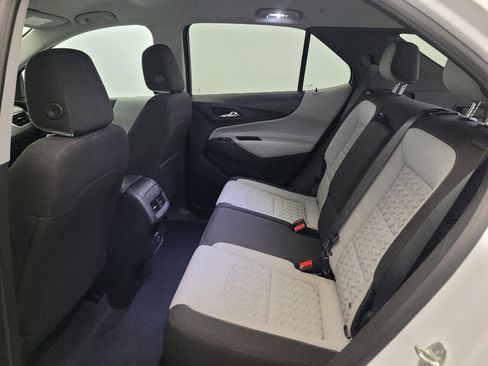 Used 2023 Chevrolet Equinox LT w/ Driver Convenience Package AWD/4WD image 18