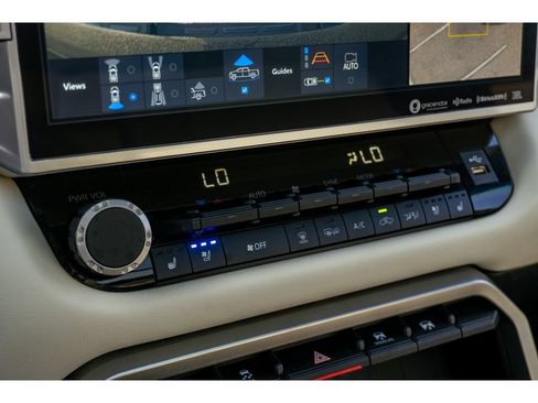 Used 2023 Toyota Tundra Capstone AWD/4WD image 24