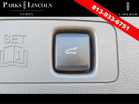 Used 2024 Lincoln Corsair Reserve w/ Equipment Group 201A image 9