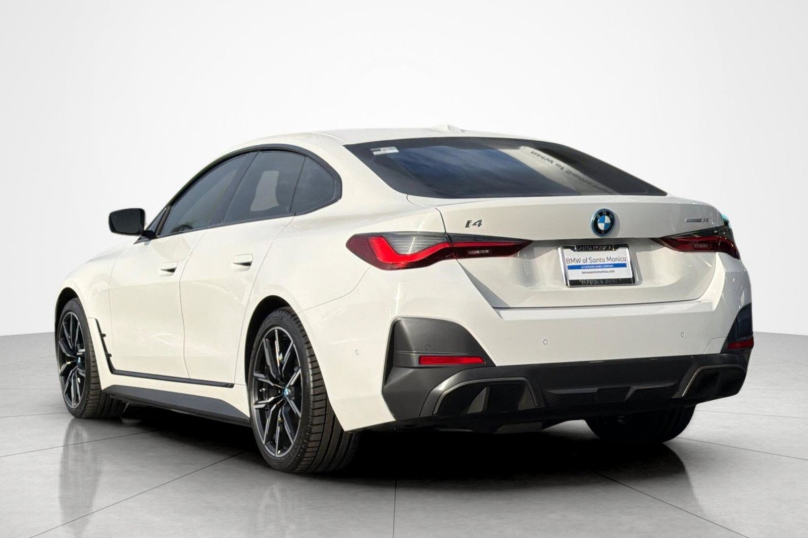 Used 2024 BMW i4 eDrive35 w/ M Sport Package RWD image 3