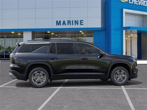 New 2026 Chevrolet Traverse LT w/ Driver Confidence Package image 5