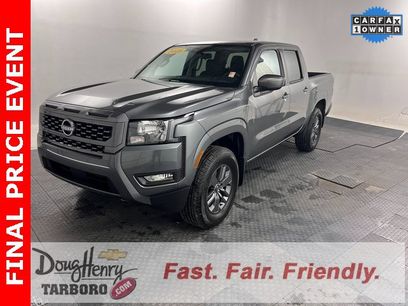 Used 2025 Nissan Frontier SV w/ SV Convenience Package