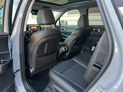 New 2026 Kia Sorento S image 12