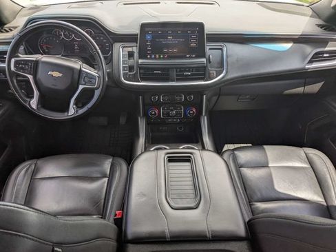 Used 2021 Chevrolet Suburban LT RWD image 15