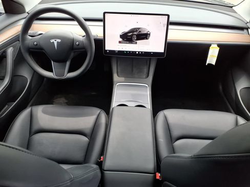 Used 2023 Tesla Model 3 Standard Range RWD image 18