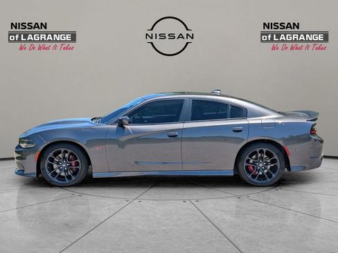 Used 2020 Dodge Charger Scat Pack w/ Plus Group RWD image 8
