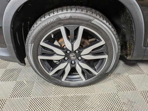 Used 2021 Honda Pilot Touring image 36