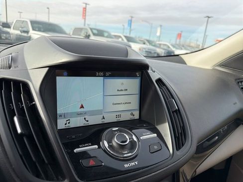 Used 2019 Ford Escape Titanium image 23