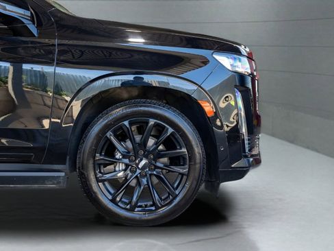 Used 2022 Cadillac Escalade Sport Platinum w/ LPO, ONYX Package AWD/4WD image 10