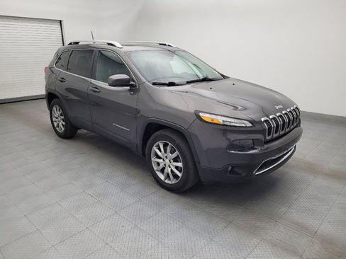 Used 2018 Jeep Cherokee Limited AWD/4WD image 11