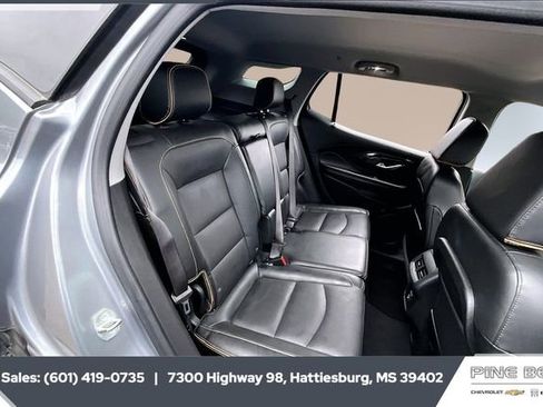 Used 2023 GMC Terrain AT4 image 20