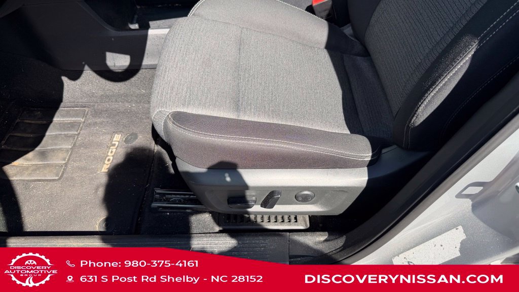 Certified 2023 Nissan Rogue SV FWD image 11