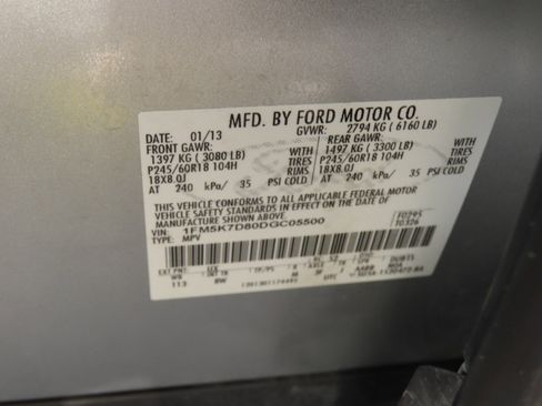 Used 2013 Ford Explorer XLT image 32