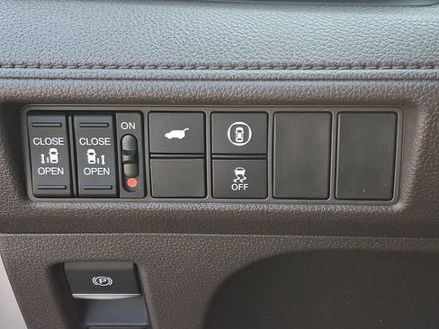 Used 2024 Honda Odyssey EX-L image 26