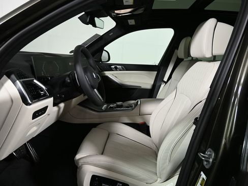New 2026 BMW X5 xDrive40i w/ Executive Package AWD/4WD image 3