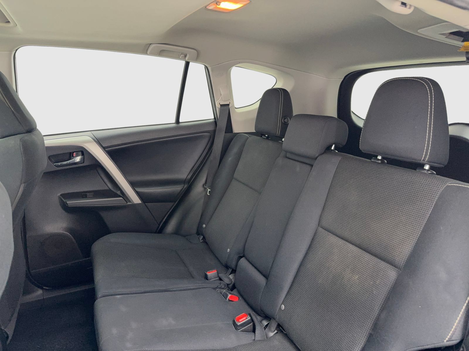 Used 2017 Toyota RAV4 XLE w/ Plus Special Value Package AWD/4WD image 36
