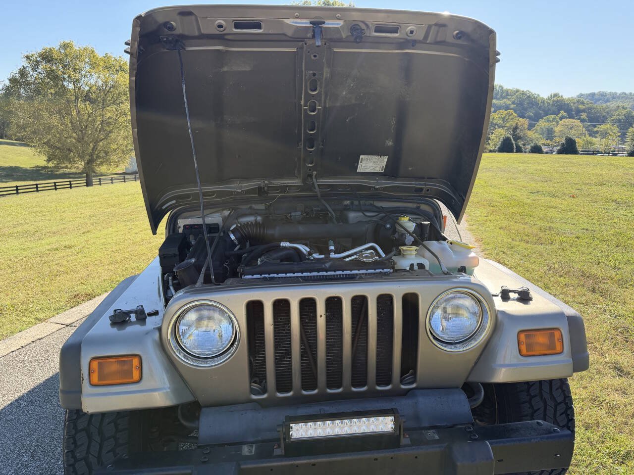 Used 2006 Jeep Wrangler X AWD/4WD image 19