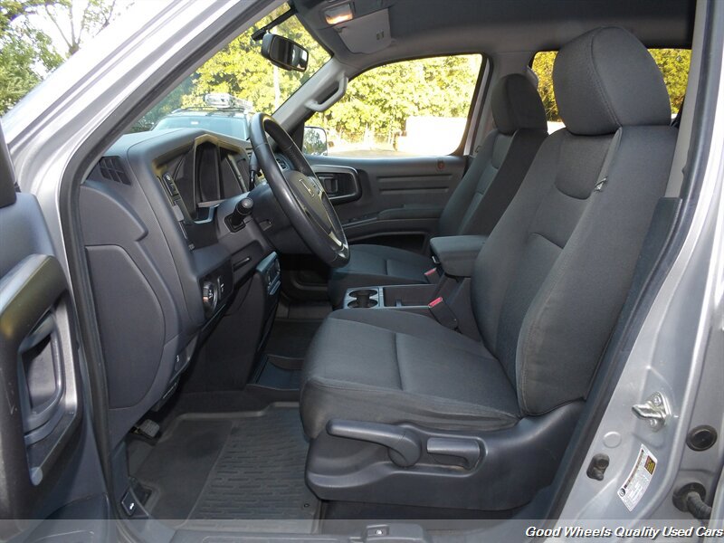 Used 2014 Honda Ridgeline Sport image 11