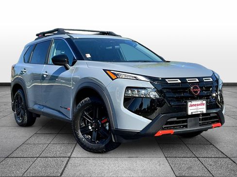 Certified 2026 Nissan Rogue SV AWD/4WD image 1