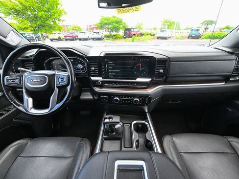 Used 2022 GMC Sierra 1500 SLT w/ SLT Convenience Package AWD/4WD image 30