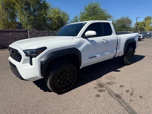 Used 2024 Toyota Tacoma PreRunner w/ TRD Prerunner Upgrade Package RWD image 1