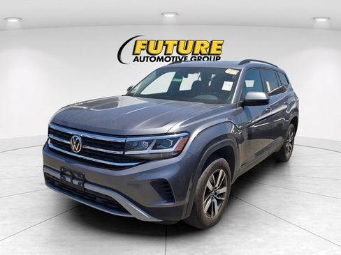 Used 2023 Volkswagen Atlas SE AWD/4WD image 3