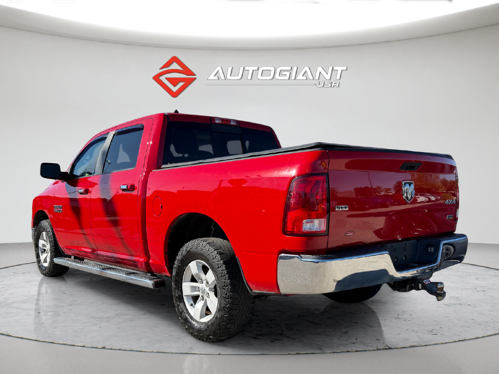 Used 2017 RAM 1500 Classic SLT w/ Luxury Group AWD/4WD image 5