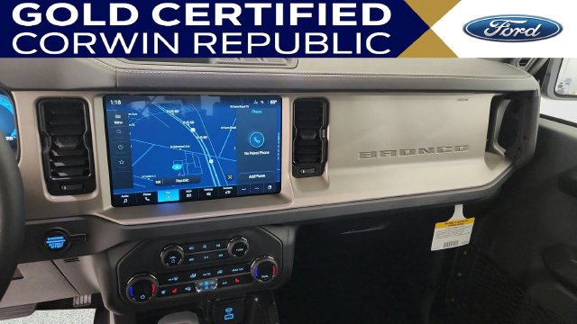 Used 2025 Ford Bronco Outer Banks AWD/4WD image 19