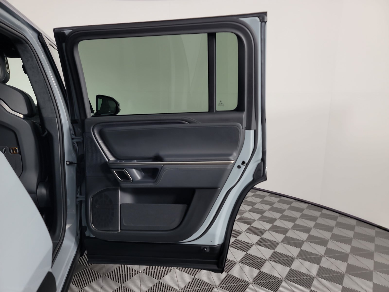 Used 2023 Rivian R1S Adventure Quad AWD/4WD image 19