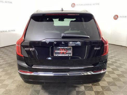 New 2026 Volvo XC90 B6 Plus w/ Protection Package image 5