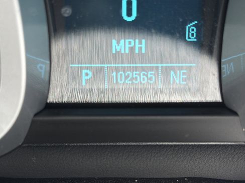 Used 2011 Chevrolet Equinox LTZ FWD image 22