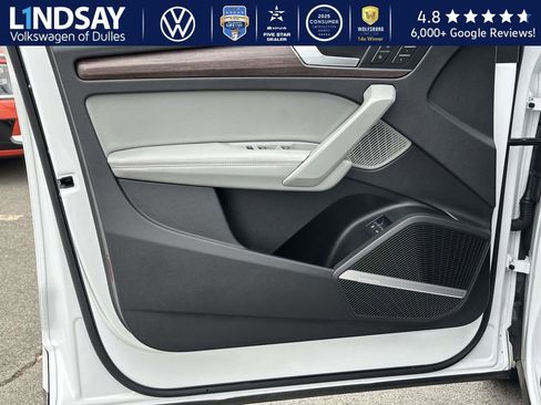 Used 2023 Audi Q5 e Premium Plus w/ Premium Plus Package image 8