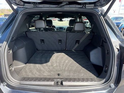 Certified 2023 Chevrolet Equinox RS FWD image 11
