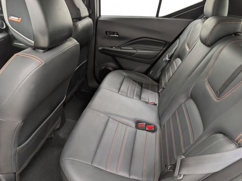 Used 2020 Nissan Kicks SR w/ SR Premium Package image 13