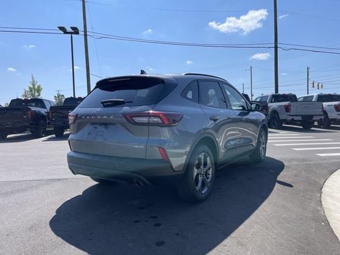 Certified 2025 Ford Escape ST-Line AWD/4WD image 5