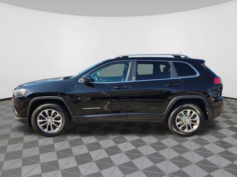 Used 2019 Jeep Cherokee Latitude Plus w/ Comfort/Convenience Group AWD/4WD image 5