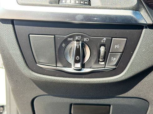 Certified 2025 BMW X4 xDrive30i w/ Premium Package image 36