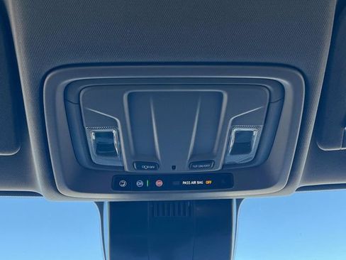 Used 2024 Chevrolet Silverado 3500 LT image 36