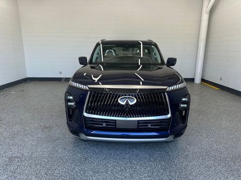 Used 2025 INFINITI QX80 Sensory AWD/4WD image 5